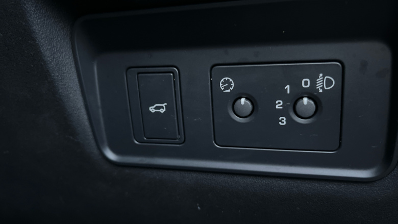 Land Rover Range Rover Evoque 2.0 D165 R-Dynamic 5dr Auto Diesel Hatchback